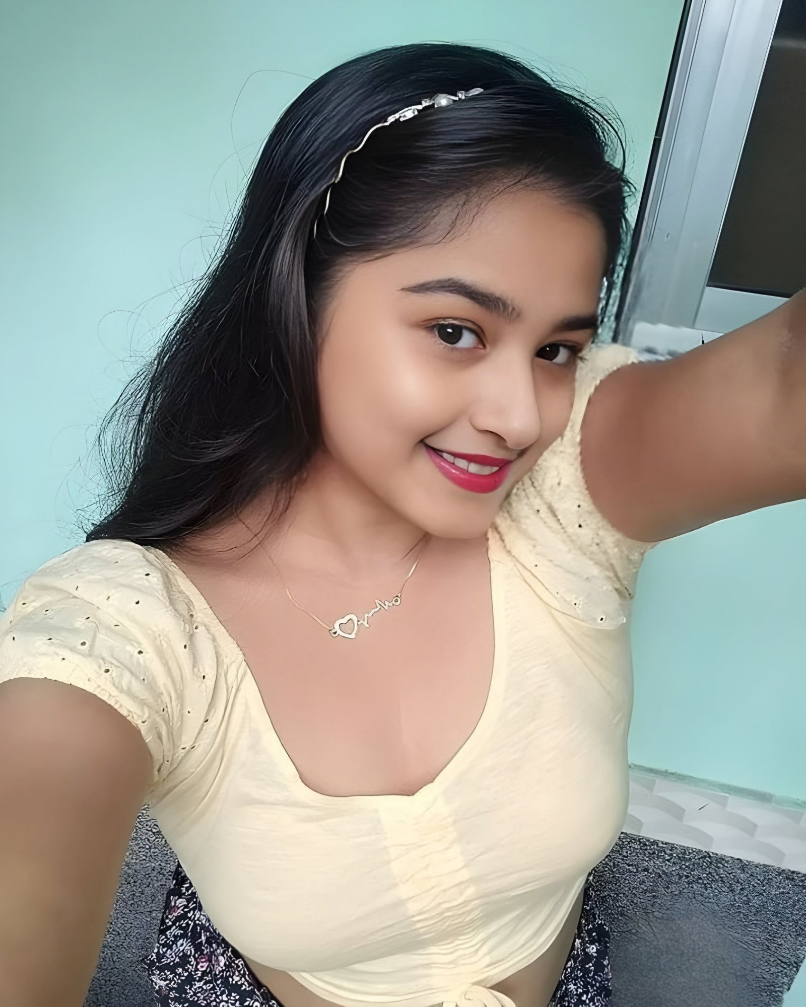 Hi Dear hot aunty full open sex service available