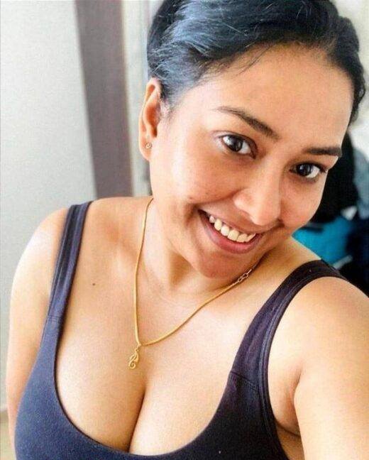 Phone & cam Available Sexy Video Call, Audio Sex, Sex Chat Picsi, Indore